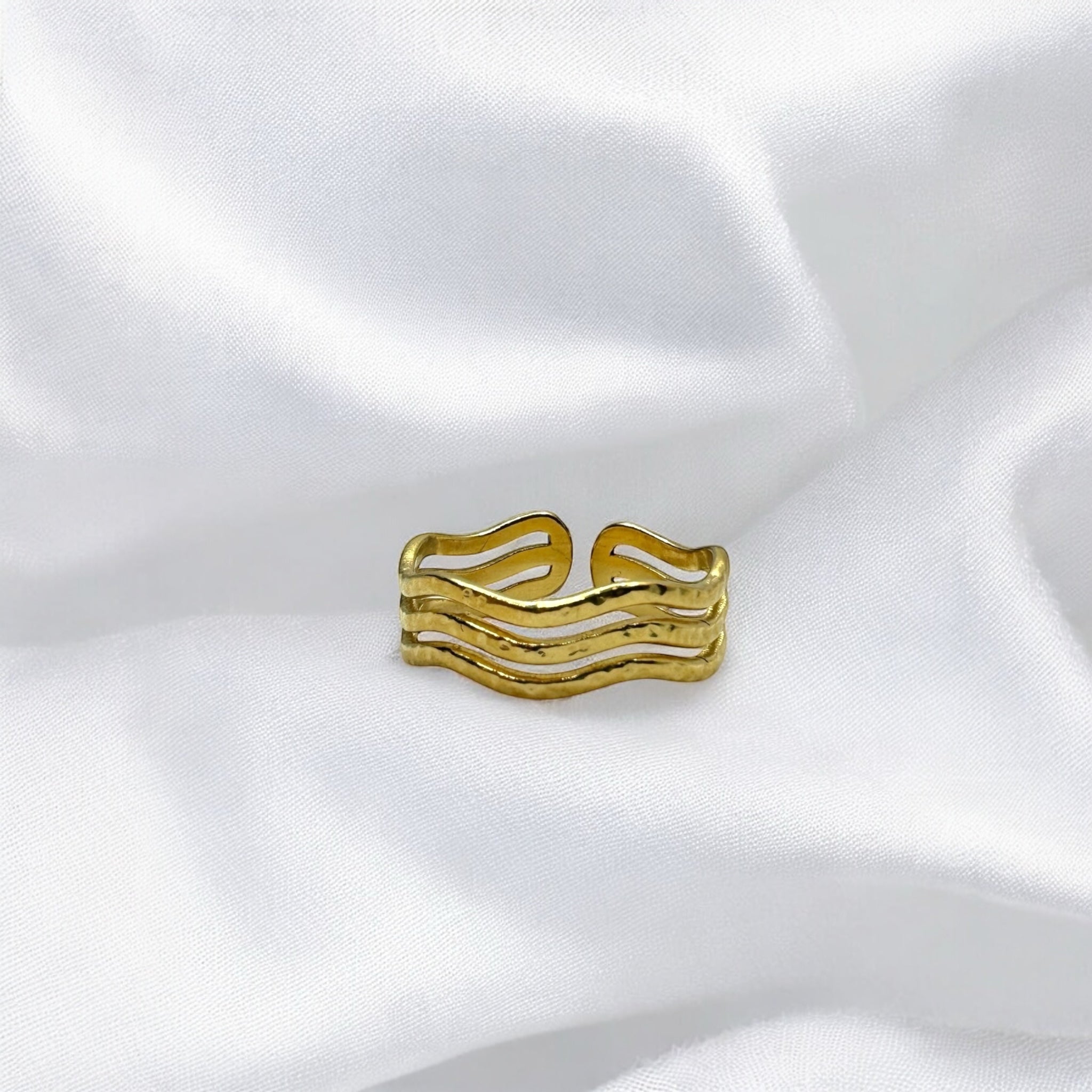 Anello marea gold regolabile Sharifa Crystals